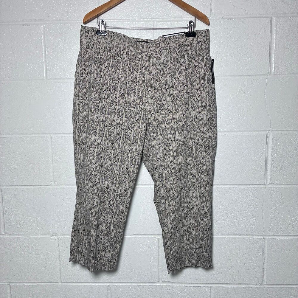 Worthington woman modern fit patterned crop pants